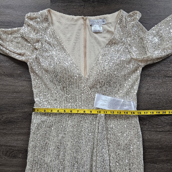 Ieena for Mac Duggal Silver Sequin High Slit Ruffle Formal Gown NWOT Size 10 - Picture 14 of 16